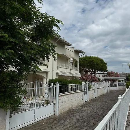 Eldorado Apartment