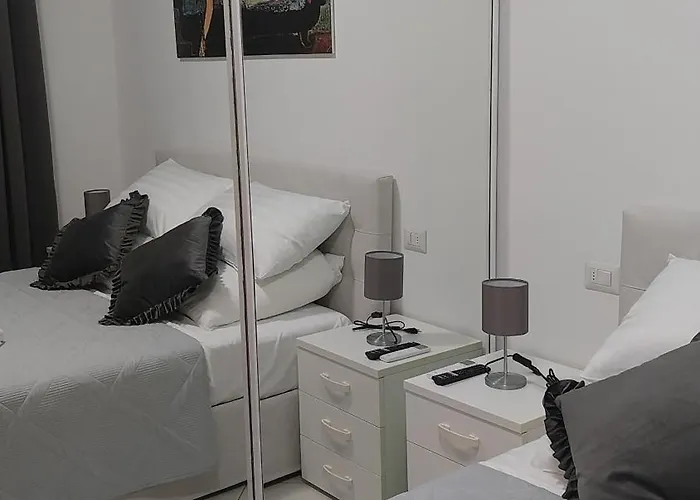 Eldorado アパート コマッキオ