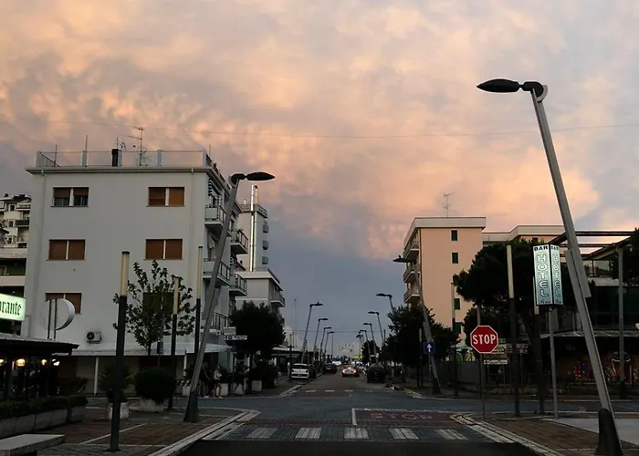 Eldorado アパート コマッキオ